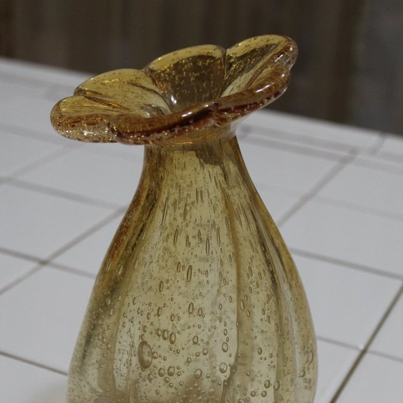 Vases Murano Vintage Hand Blown Amber Glass in Gold with Controlled Bubbles Home - Picture 3 of 10